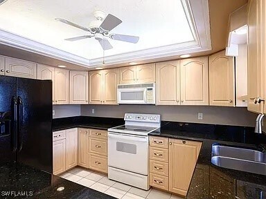 Foto del edificio - 4553 Beechwood Lake Dr