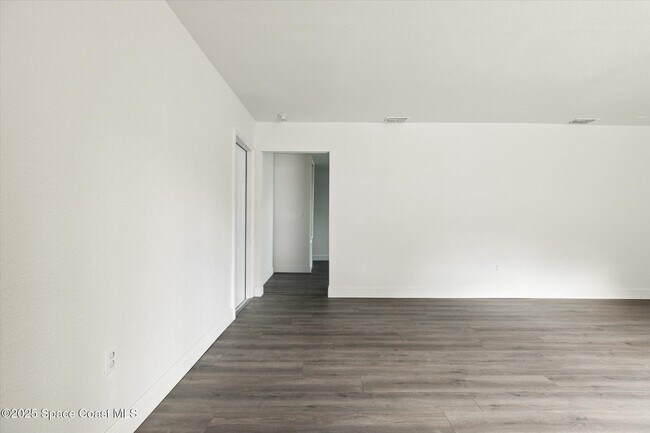 Foto del edificio - 2262 Monroe St
