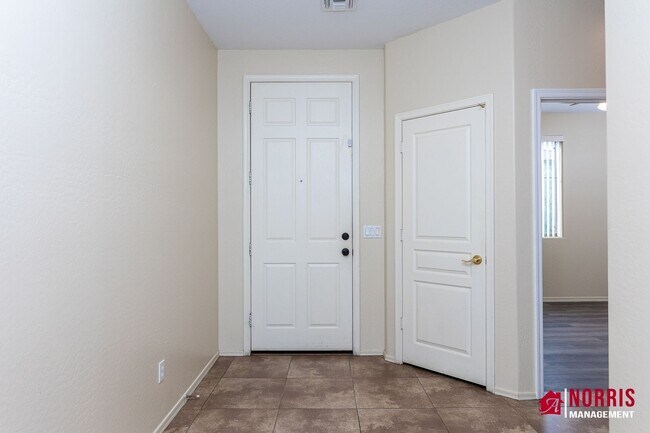 Building Photo - Beautiful Home for Rent in Monterra Village
