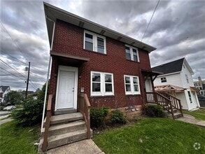 Building Photo - 410 Hallam Ave