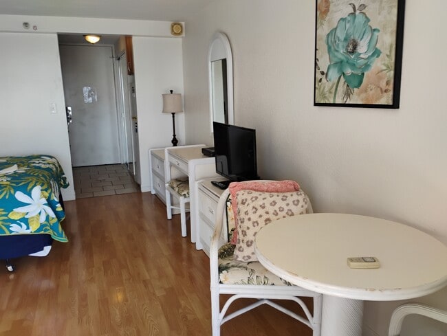 Foto del edificio - 445 Seaside Ave