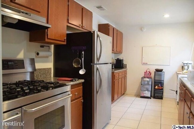 Building Photo - 3 br, 2 bath House - 310 Knight Way