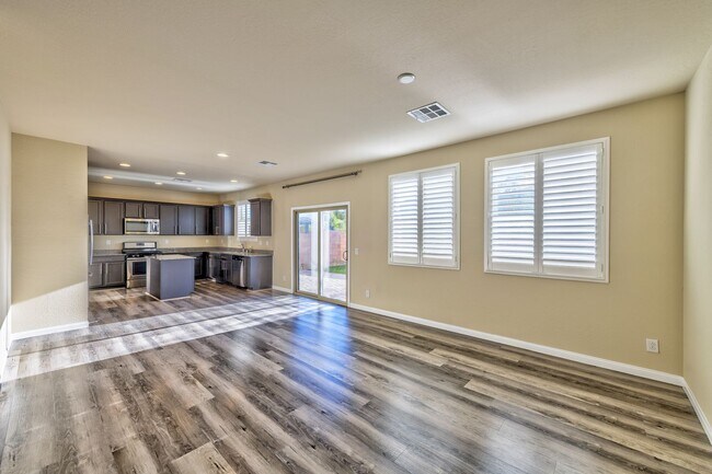 Foto del edificio - 6663 Gentle Cloud Ct