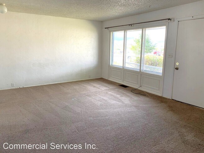 Building Photo - 3 br, 1.5 bath House - 5575 CY Ave