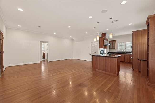 Foto del edificio - 2405 Southgate Blvd