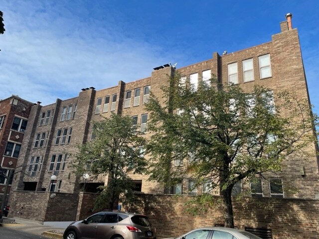 Building Photo - 744 W Gordon Ter