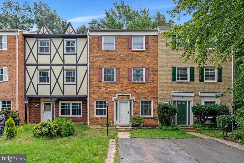 Primary Photo - 14707 Bentley Square