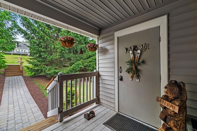 Foto del edificio - 358 Juniper Ct