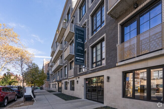 Foto del edificio - 31-21 37th St