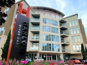 Building Photo - Harlow River Oaks