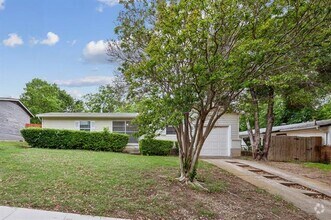 Building Photo - 2620 Fieldale Dr