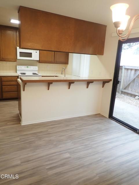 Building Photo - 128 W Alamar Ave