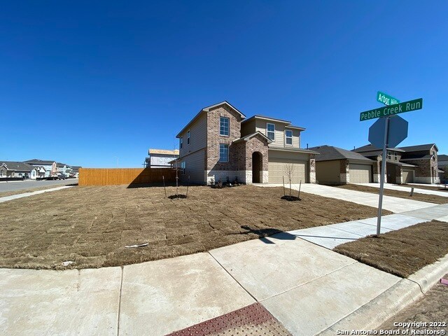 Foto del edificio - 392 Arbor Hills