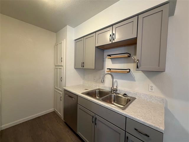 Foto del edificio - 109 Wildwood Ct