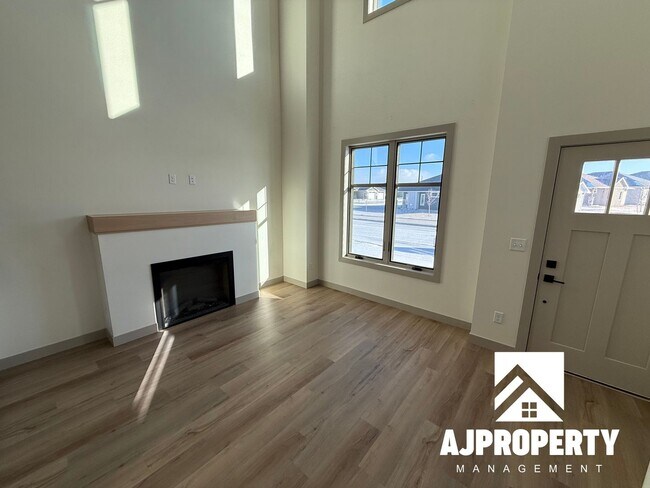 Foto del edificio - 8609 W Shoreline Pl