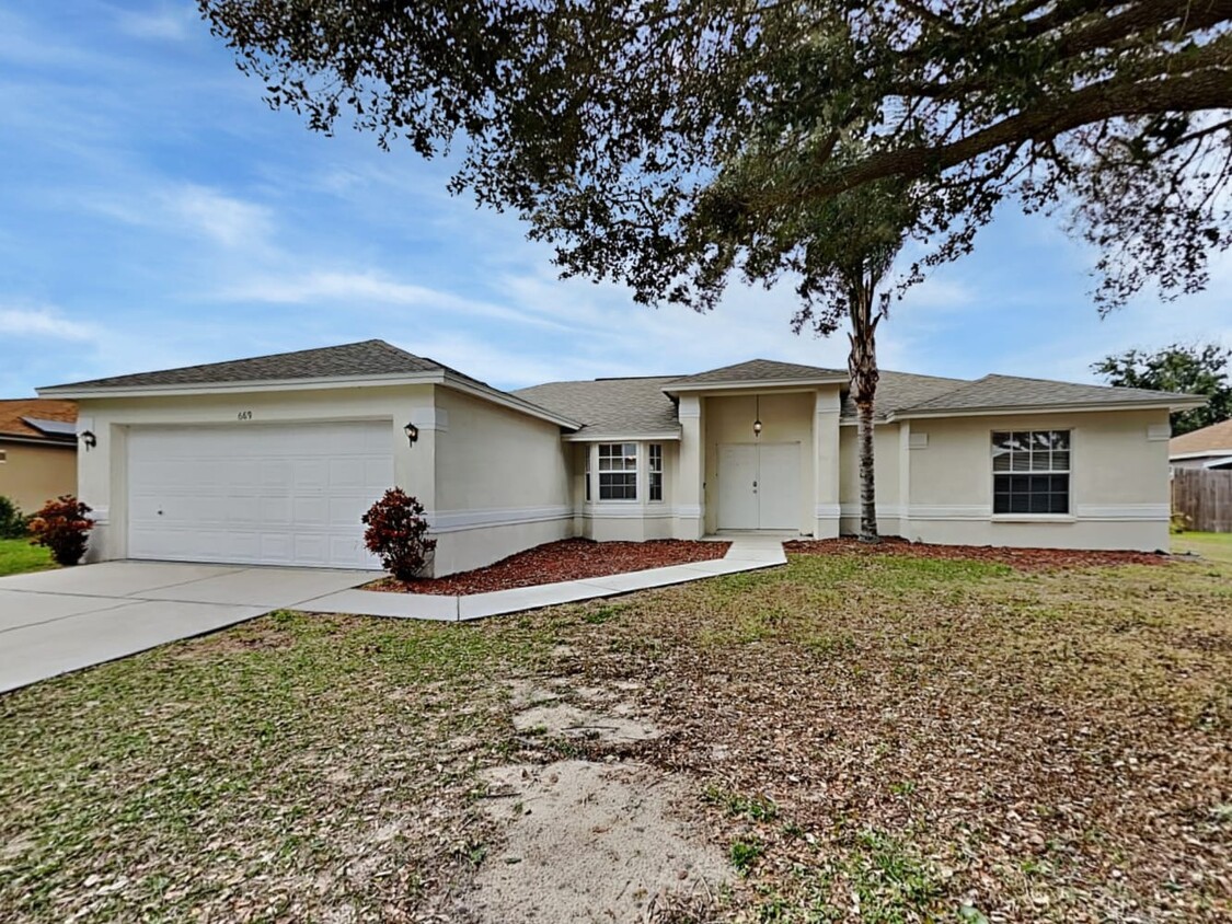 Primary Photo - 669 Berkley Pointe Dr