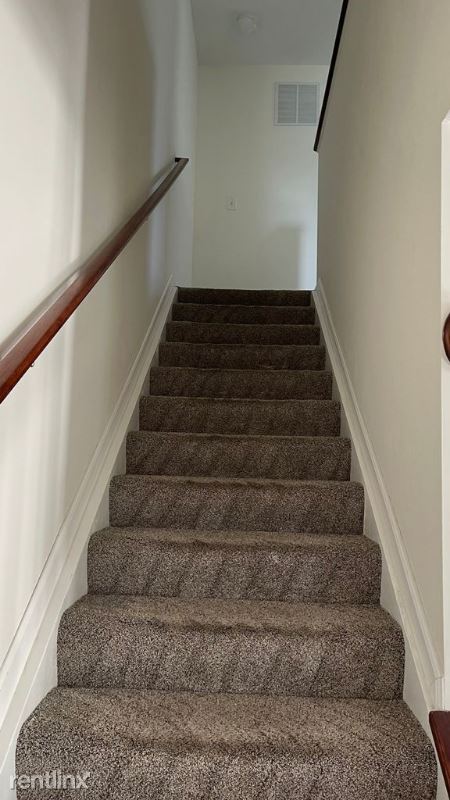 Building Photo - 2 br, 3 bath Townhome - 90 Highbluffs Blvd