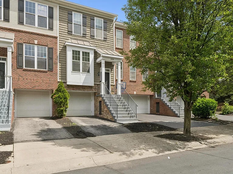 Primary Photo - 4136 Cambron Dr