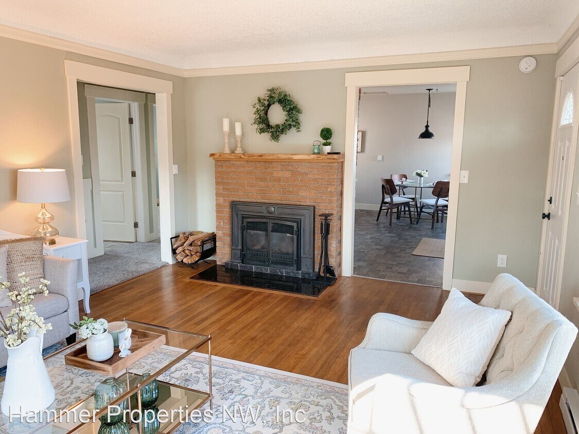 Primary Photo - 3 br, 1 bath House - 2201 Washington Street