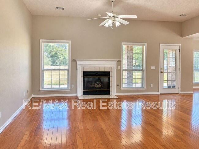 Building Photo - 306 Old Forge Dr