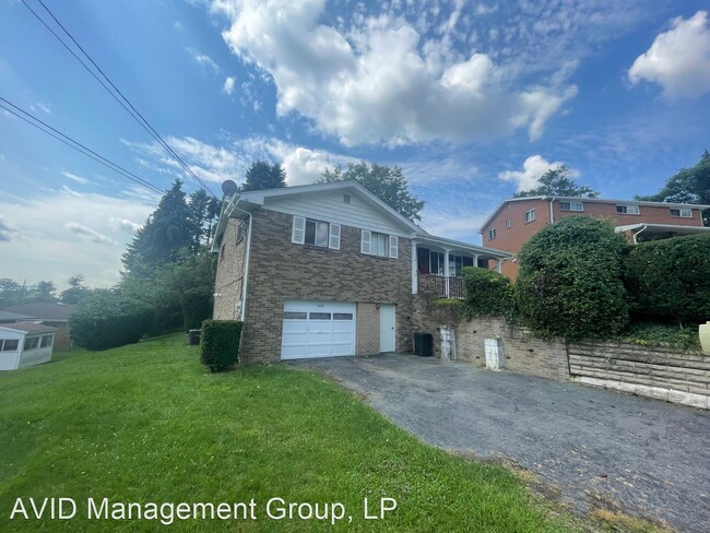 Building Photo - 3 br, 1.5 bath House - 103 Rodger Place