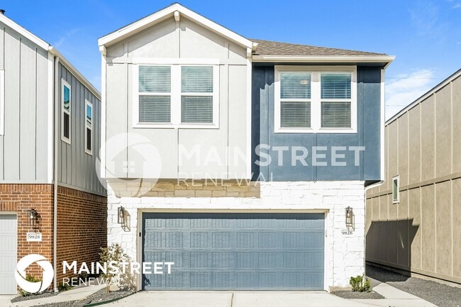 Building Photo - 9826 Rugged Oaks Dr