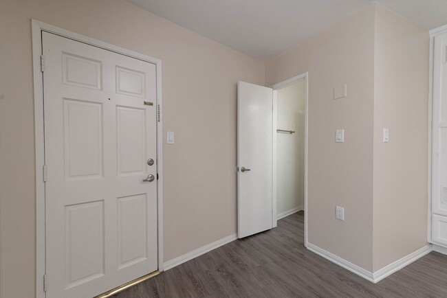 Foto del interior - 1147 W Linden, LLC