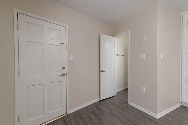 Interior Photo - Highland Parc South