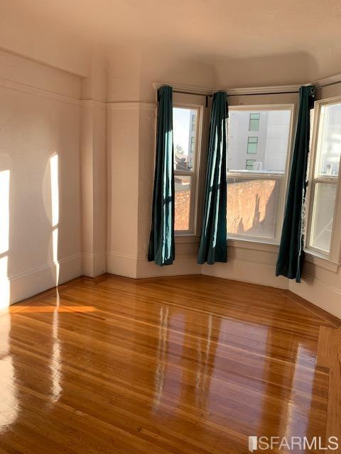 Foto del edificio - 1283 Bush St