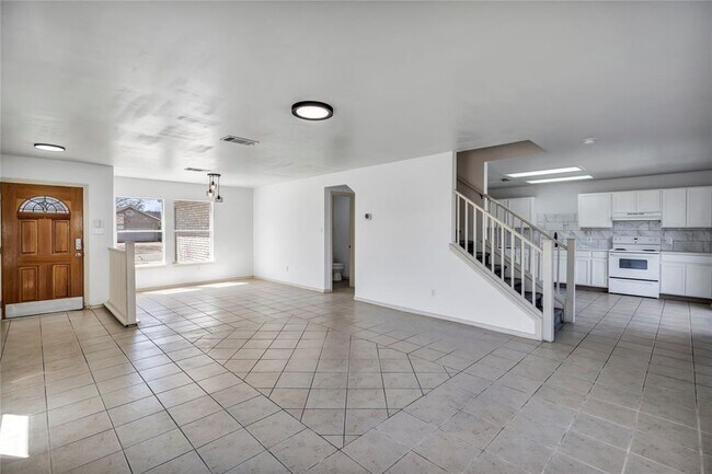 Foto del edificio - 2400 Byfield Dr