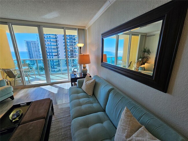 Foto del edificio - 2501 S Ocean Dr