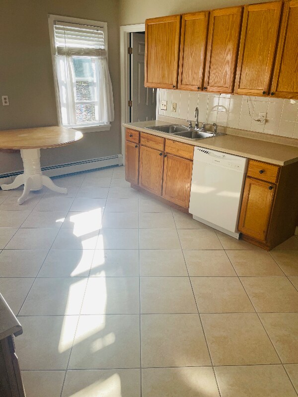 Foto del edificio - 634 East St