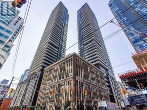 Building Photo - 125-4125 Blue Jays Way