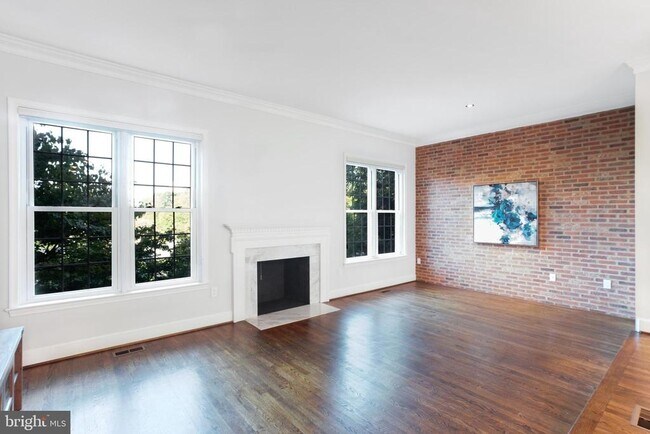 Foto del edificio - 3725 Winfield Lane Northwest