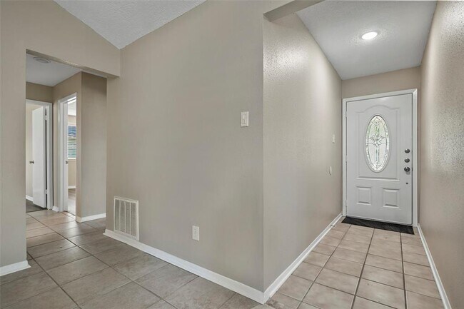 Building Photo - 14407 Cypress Branch Dr