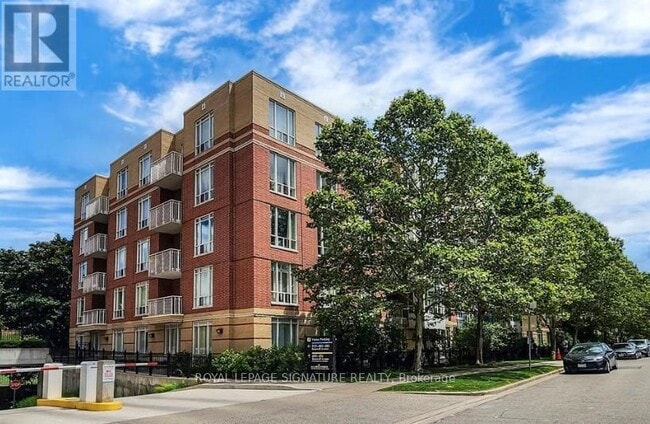 Building Photo - 485 Rosewell Ave