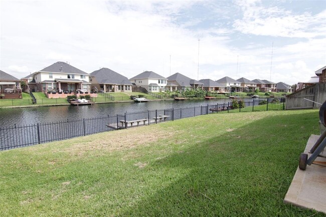 Building Photo - 3714 Aldridge Dr