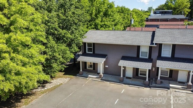 Building Photo - 1520 Seigle Ave
