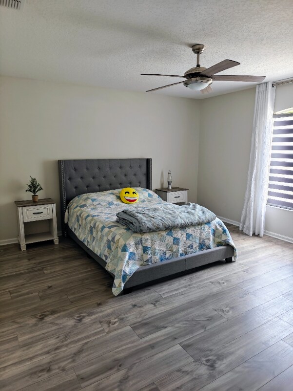 Foto del edificio - 10002 Shortwood Ln