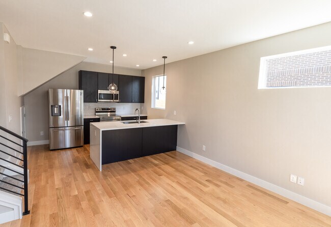 Foto del edificio - 1294 Stuart St