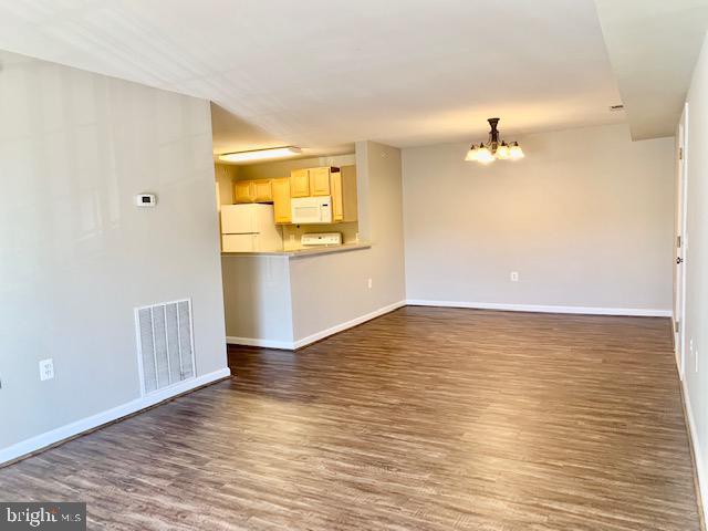 Building Photo - 503 Garrison Woods Dr