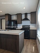 Building Photo - 401 E Clark St