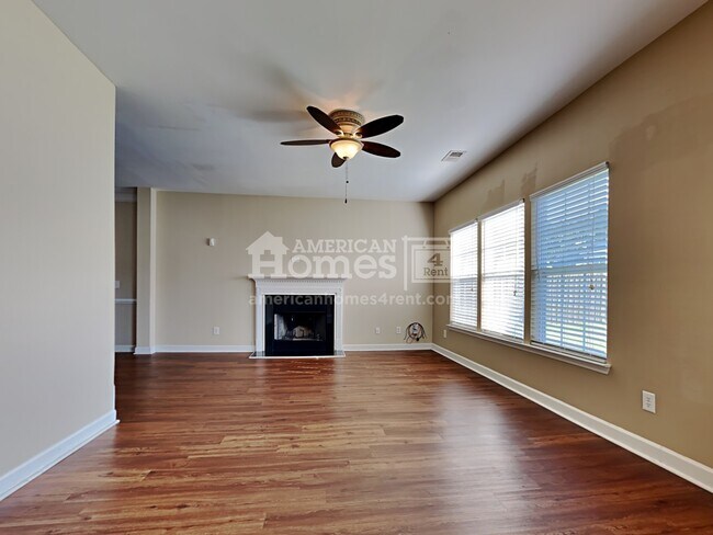 Foto del edificio - 1007 Sterling Lane