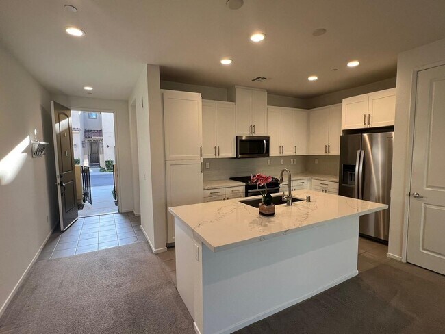 Foto del edificio - 1170 Via Sandia