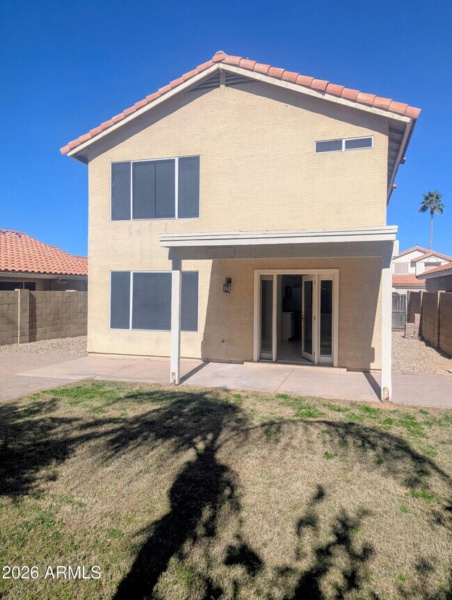 Foto del edificio - 1343 E Angela Dr