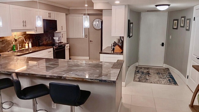 Foto del edificio - 4100 Galt Ocean Dr