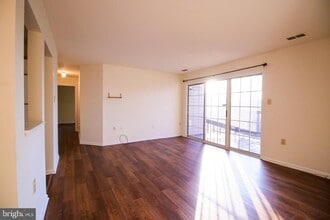 Building Photo - 102 Timberlake Terrace