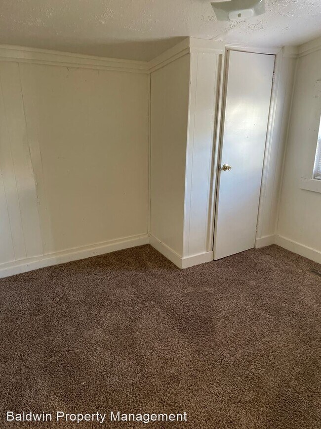Foto del edificio - 2 br, 1 bath House - 842 W TWELFTH STREET