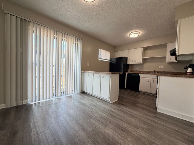 Foto del edificio - 3450 Spottswood Ave