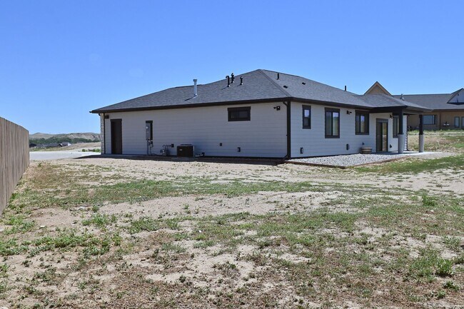 Foto del edificio - 1495 Oxbow Dr